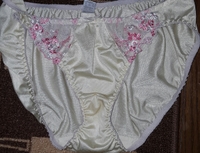 >>91 
27才OLどうぞ～ [698/845]